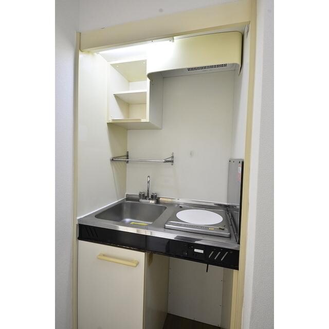 物件内観写真7　(玄関)