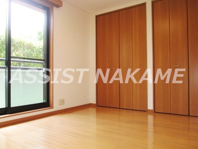 物件内観写真5　(リビング)