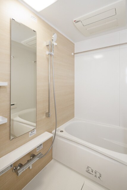 物件内観写真8　(※写真は同タイプ住戸です。)