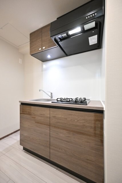 物件内観写真12　(システムキッチン（2口ガスコンロ）)