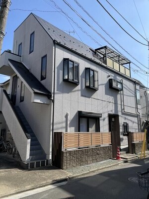 下馬１丁目戸建て外観写真
