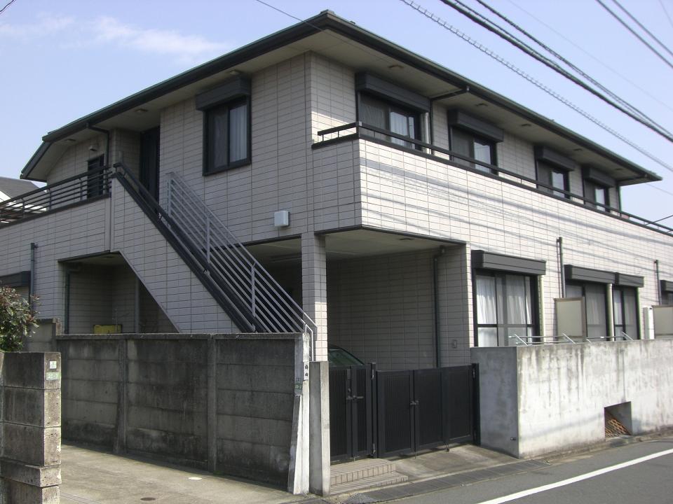 ２８番館