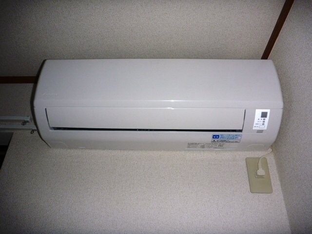 物件内観写真9　(リフォーム前)