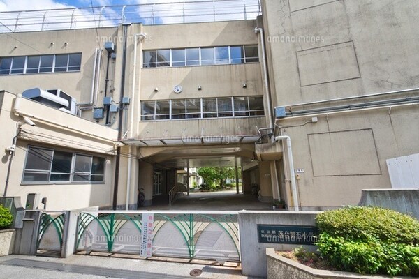 周辺環境(新宿区立 落合第五小学校 1416m)