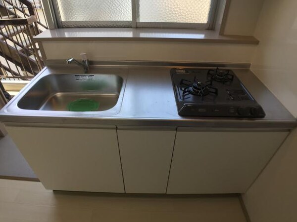 キッチン(2口ガスコンロ新設！)