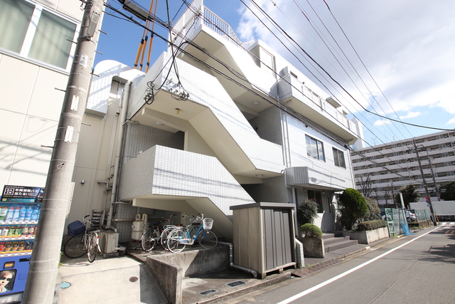 ラトゥール
