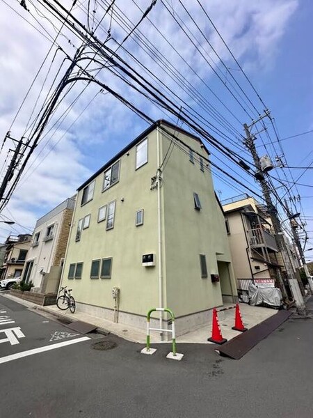 アールガレージ外観写真
