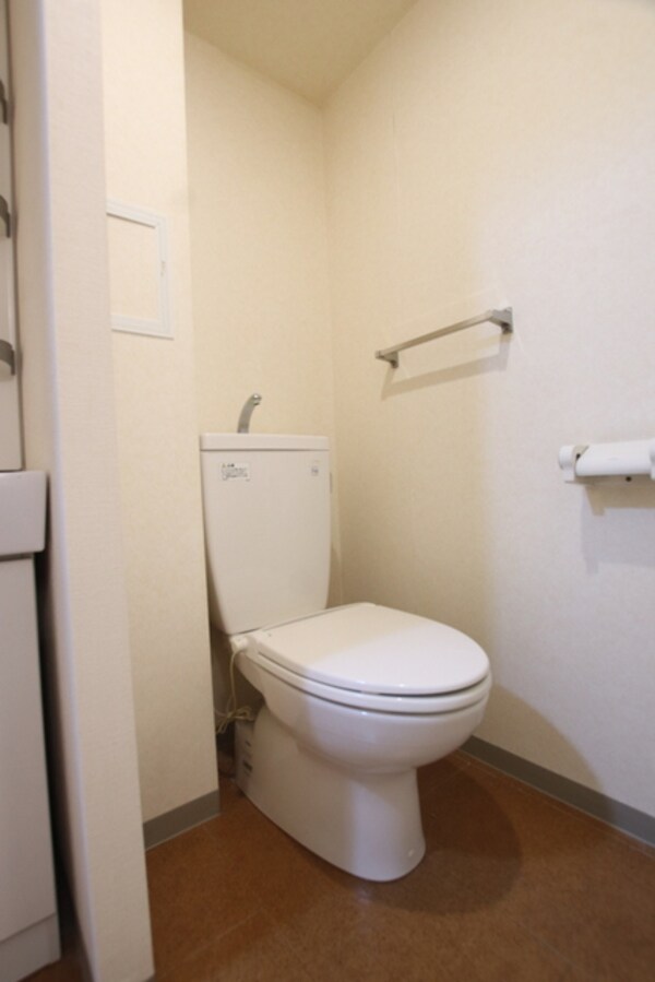 トイレ(※別室参考写真　トイレの様子です。)