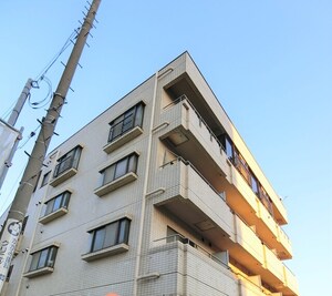 サンシティカネコ外観写真