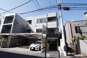 ローゼンハイツ西麻布外観写真