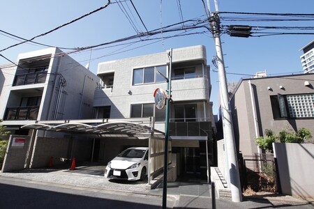 ローゼンハイツ西麻布外観写真