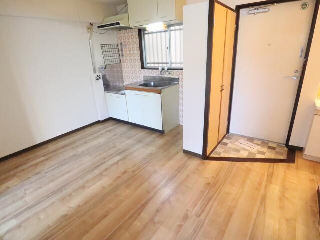 新大宮駅 徒歩16分 1階の居室