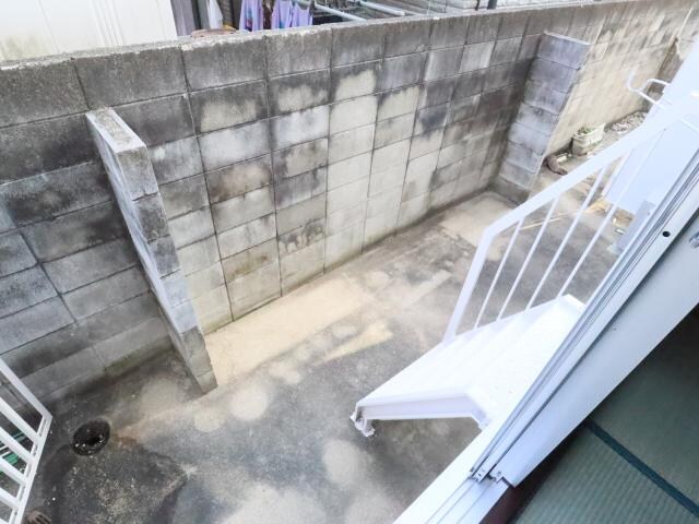 新大宮駅 徒歩16分 1階のベランダ・バルコニー・庭