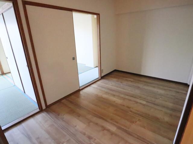 新大宮駅 徒歩16分 1階の居室