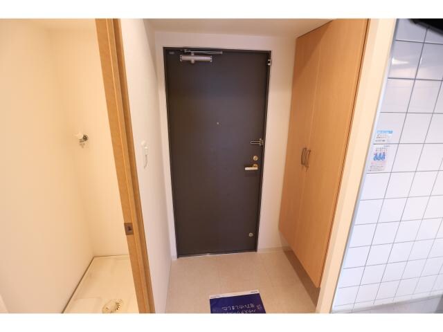 奈良駅 徒歩2分 6階の玄関周り