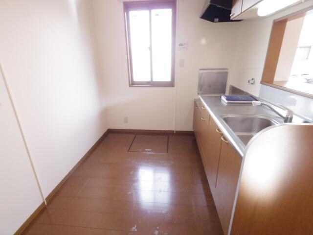 近鉄奈良駅 バス10分　萩ヶ丘下車：停歩5分 1階のキッチン