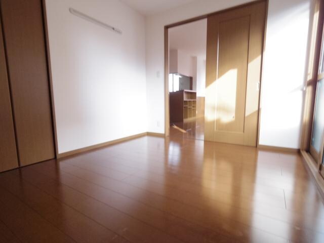 近鉄奈良駅 バス10分　萩ヶ丘下車：停歩5分 1階の居室