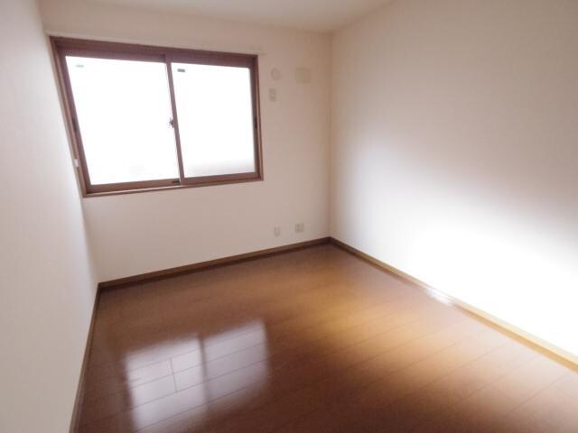 近鉄奈良駅 バス10分　萩ヶ丘下車：停歩5分 1階の居室