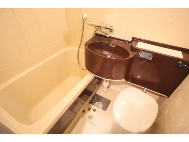 バス／シャワールーム等