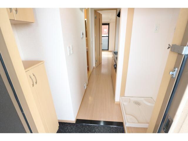 新大宮駅 徒歩3分 3階の玄関周り