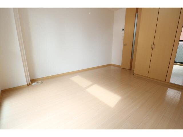 新大宮駅 徒歩3分 3階の居室