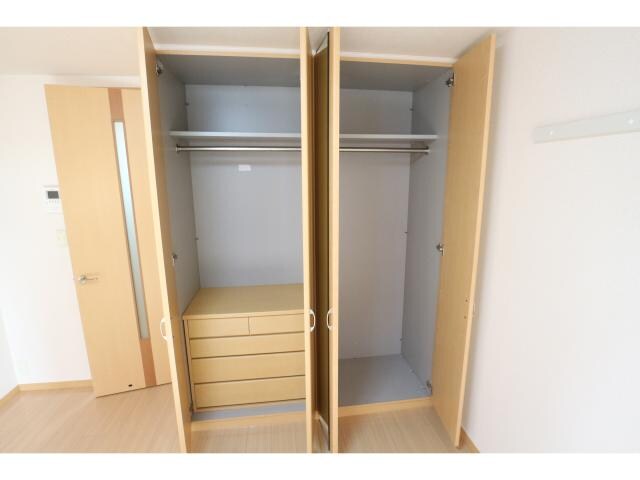 新大宮駅 徒歩3分 3階の収納