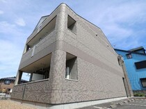 近鉄橿原線 尼ケ辻駅 2階建 築14年の外観写真