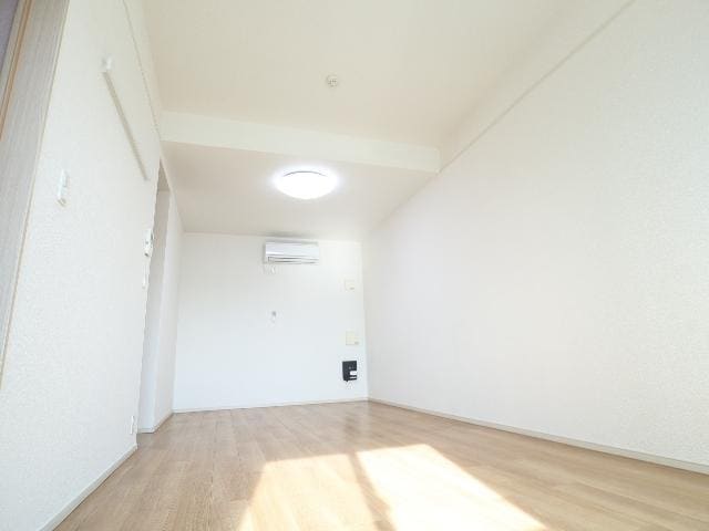 新大宮駅 徒歩14分 2階の居室