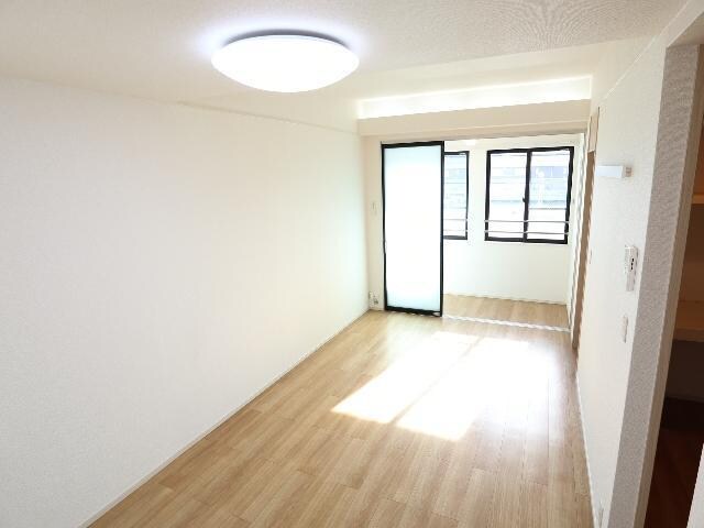 新大宮駅 徒歩14分 2階の居室