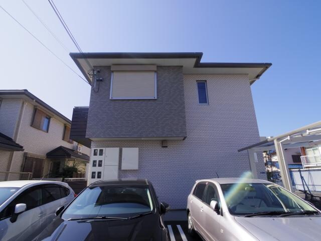 物件外観写真1　(同型モデル)