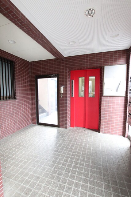 物件外観写真7　(エレベーター)