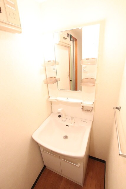 物件内観写真16　(独立洗面台★)