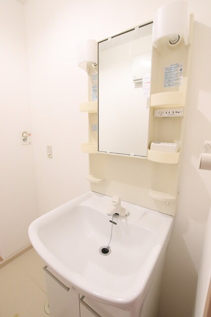 物件内観写真18　(独立洗面台です♪)