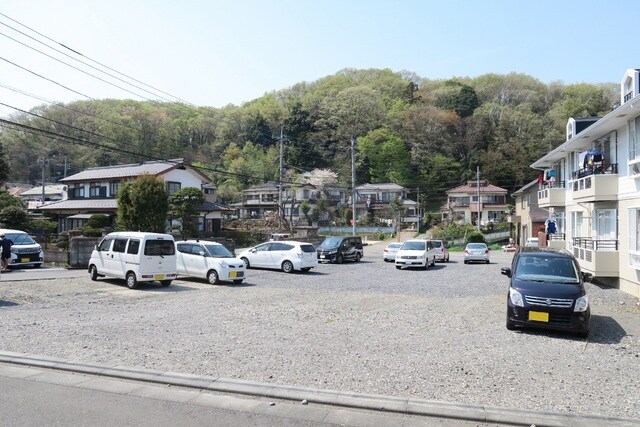 物件外観写真4　(駐車場(※空き要確認))