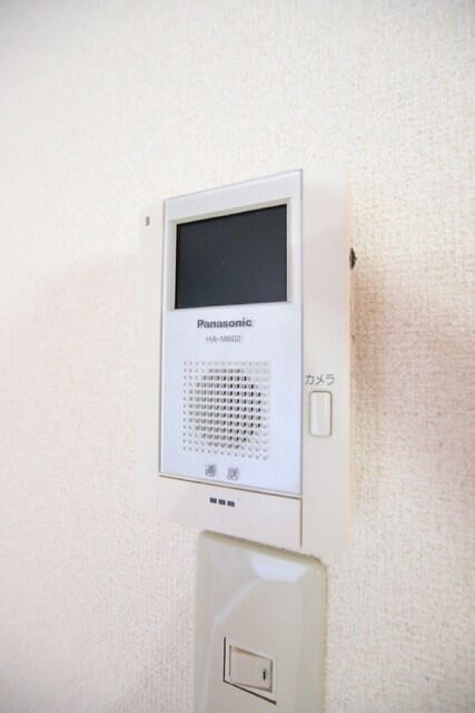 物件内観写真14　(TVモニター付きインターホン)