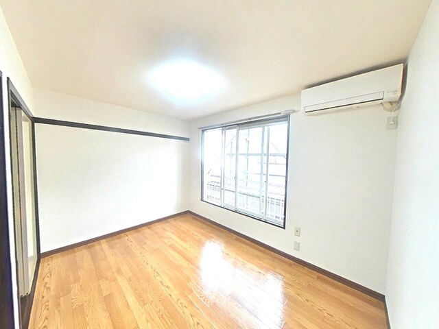 物件内観写真4　(洋室です♪)