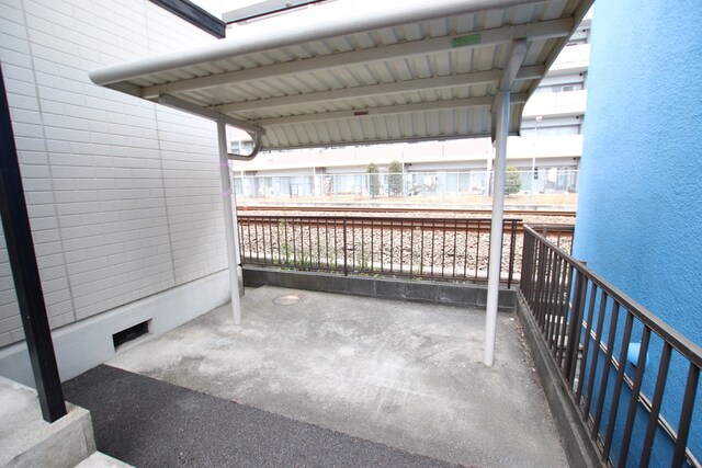 物件外観写真6　(駐輪場)