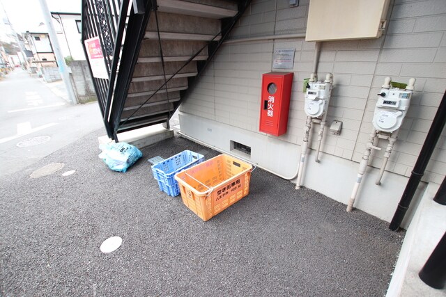 物件外観写真7　(ゴミ置場)