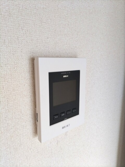 物件内観写真14　(モニター付きインターホンです♪)