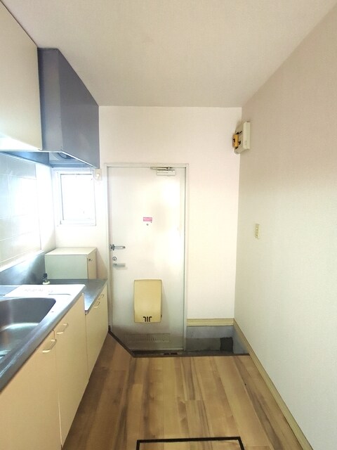 物件内観写真16　(玄関です♪)