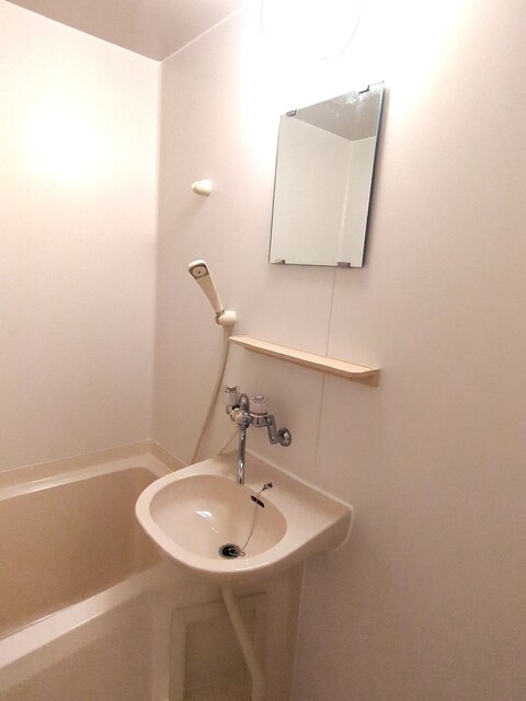 物件内観写真18　(洗面ボウルです♪)