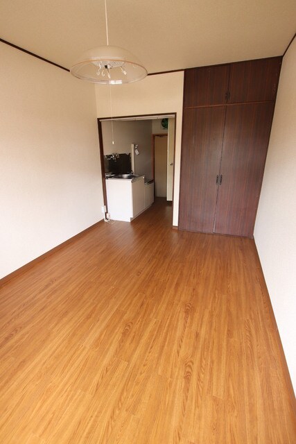 物件内観写真8　(照明は設備ではありません)