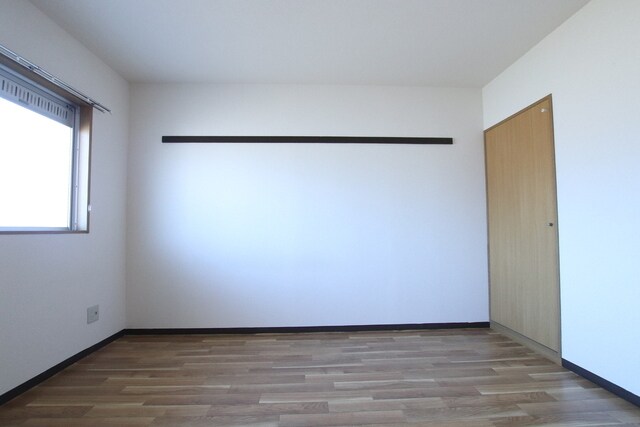 物件内観写真11　(寝室にお使いいただけます。)