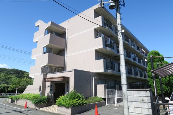 エントランス(玄関入り口♪)