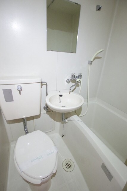 物件内観写真7　(バス♪)