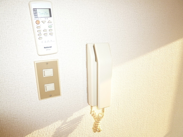 物件内観写真16　(インターホン)