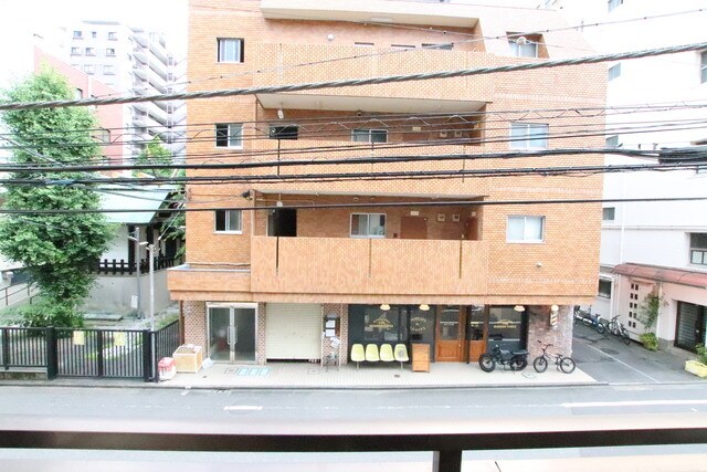 物件内観写真17　(バルコニーからの景色です♪)