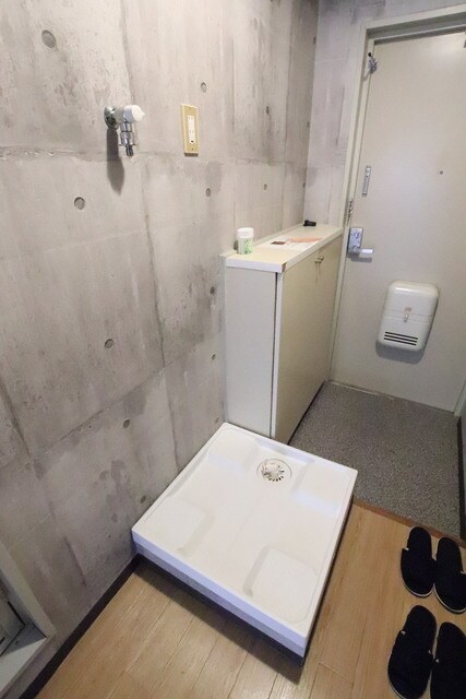 物件内観写真20　(防水パン付の洗濯機置き場です♪)