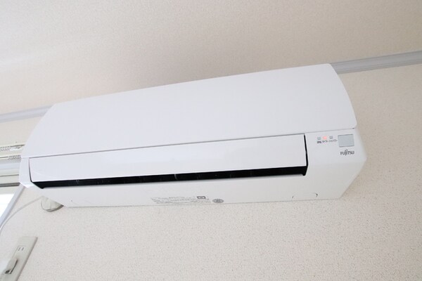 設備(6帖洋室エアコン)