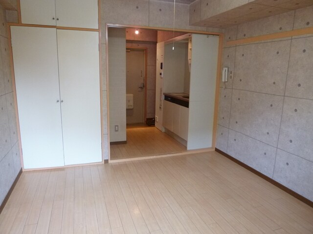 物件内観写真9　(居室部分)